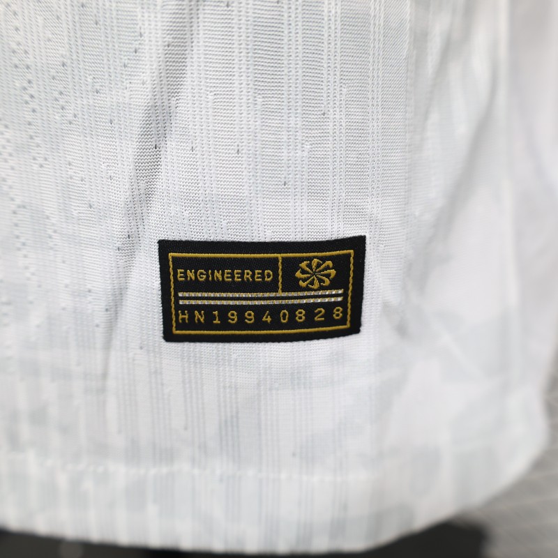 2024/2025 Player Edition Liverpool's second away long sleeve football shirt