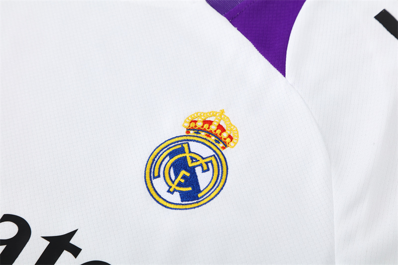 2024/25 short-sleeved Real Madrid white and purple training suit  (Kids Size)