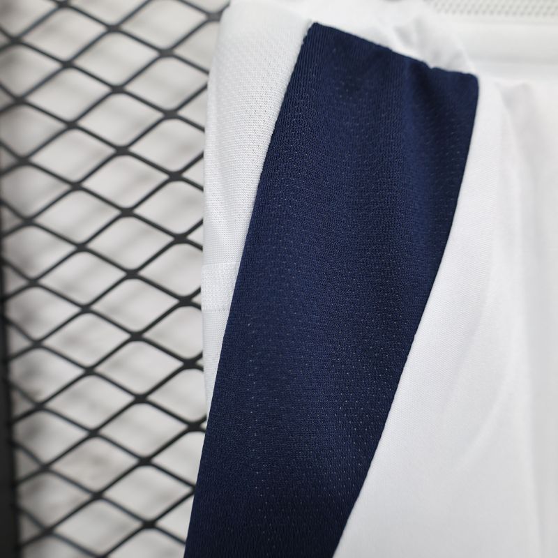 2024/2025 Manchester United Shorts for Players Football Jersey