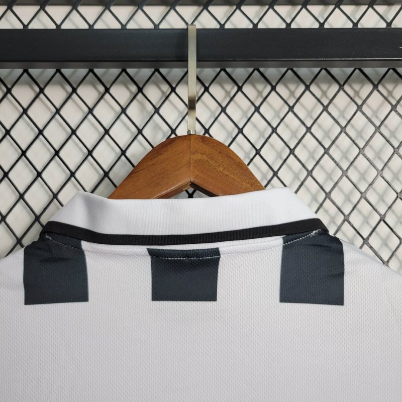 1995/1996 Retro Juventus Home Football Shirt