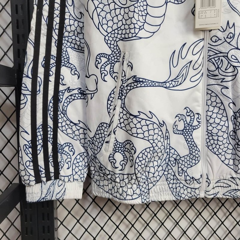 2024/2025 Real Madrid Reversible Windbreaker Football Shirt 3