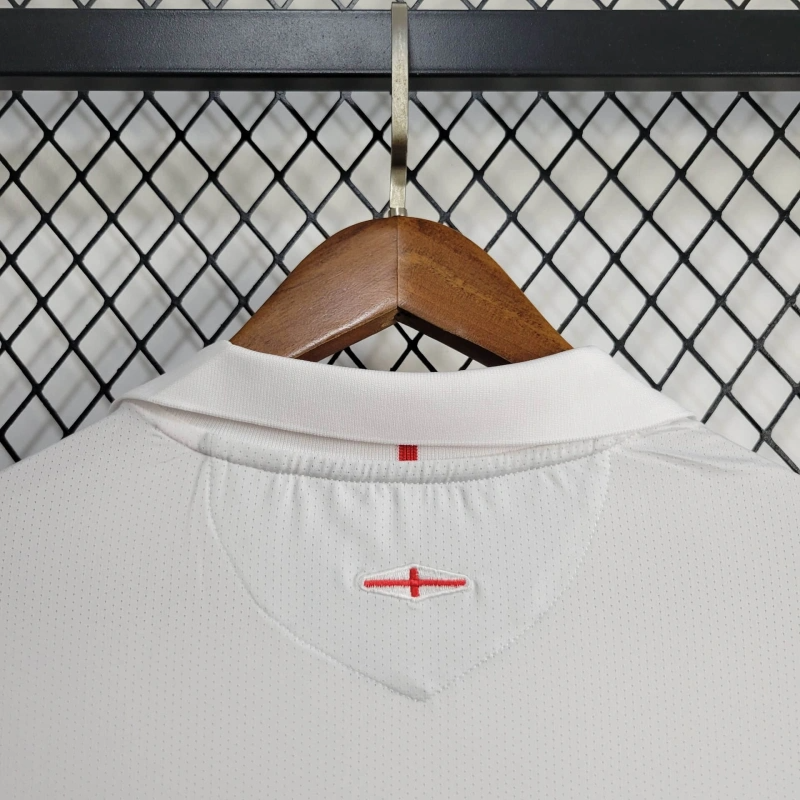 2006 Retro Long Sleeve England Home Football Shirt