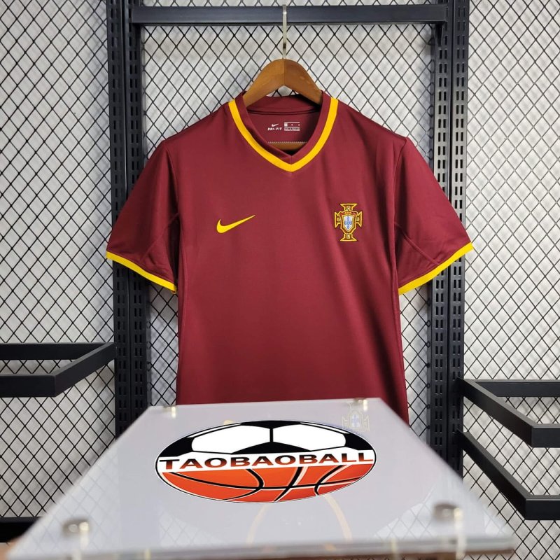 2000 Portugal Home Football Shirt