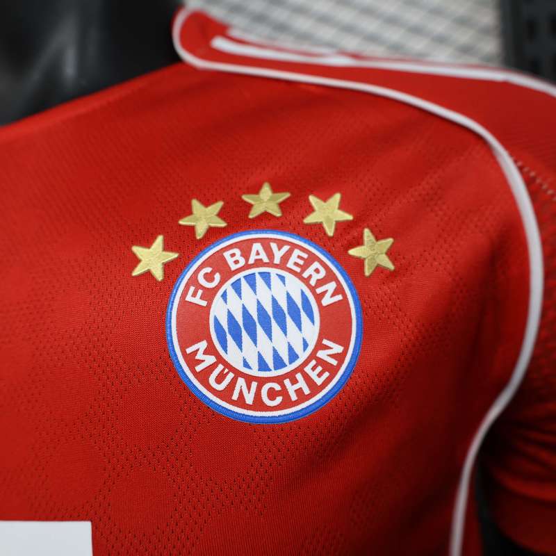 2025/2026 Bayern Home Football Shirt