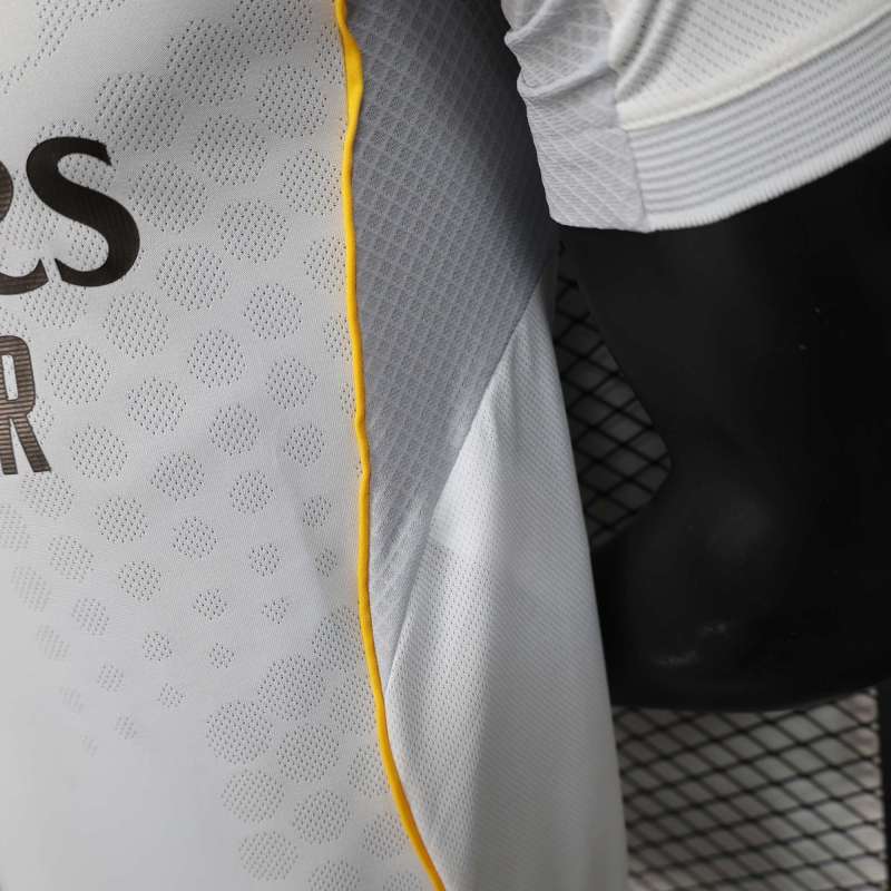 2025/2026 Real Madrid Home Football Shirt