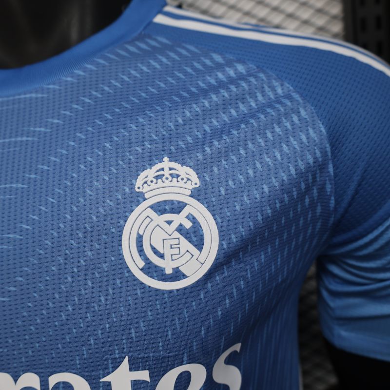 2025/2026 Real Madrid Goalkeeper Player Edition Football Shirt
