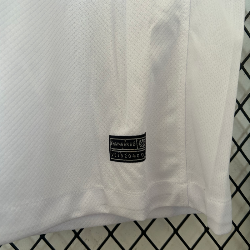 2025/2026 England Home Fan Edition Football Shirt