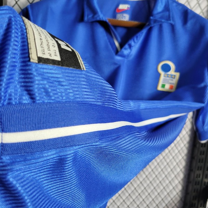 1998 Retro Italy Home Football Shirt