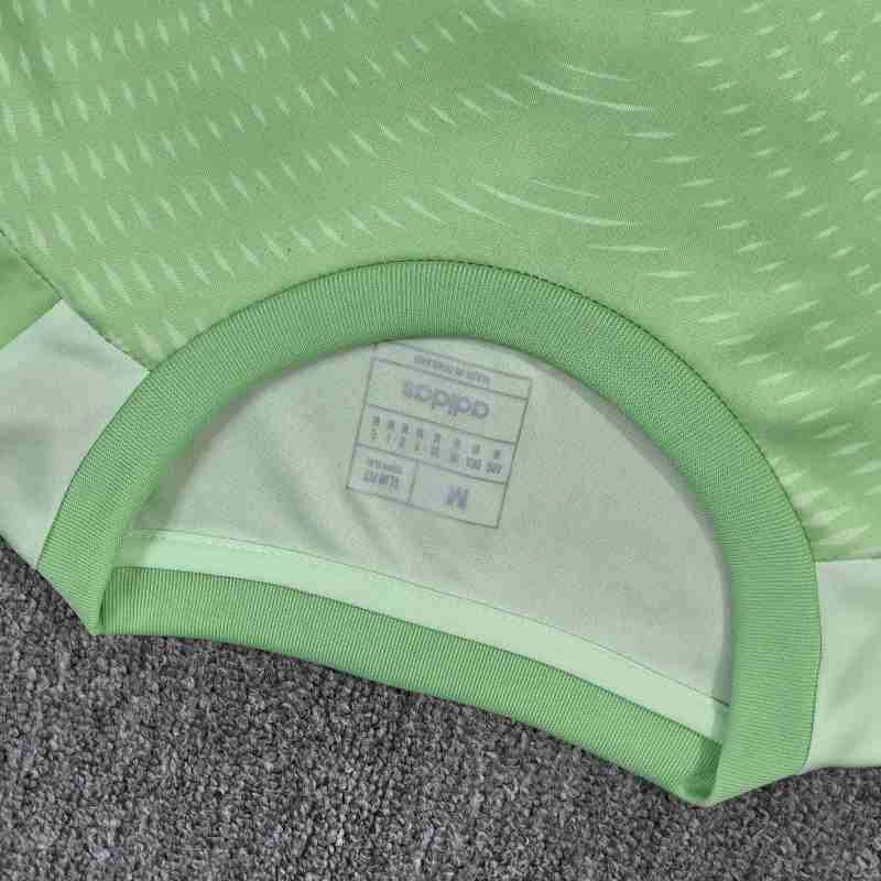 2025/2026 Arsenal Goalkeeper Football Shirt (Fan Edition)