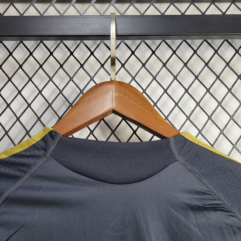 2009/2010 Retro Liverpool Away Football Shirt