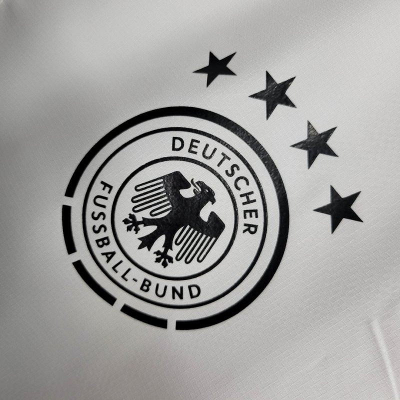 2023/2024 Germany Windbreaker White Football Shirt