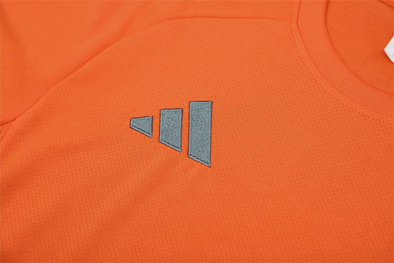 2025/26 short sleeve Bayern orange training suit