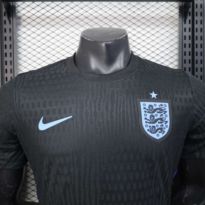 2025/2026 England black MVP football shirt