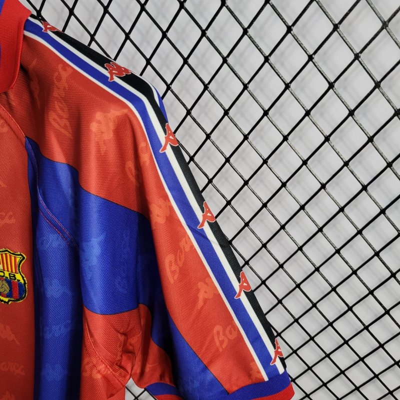 1995/1997 Retro Barcelona Home Football Shirt