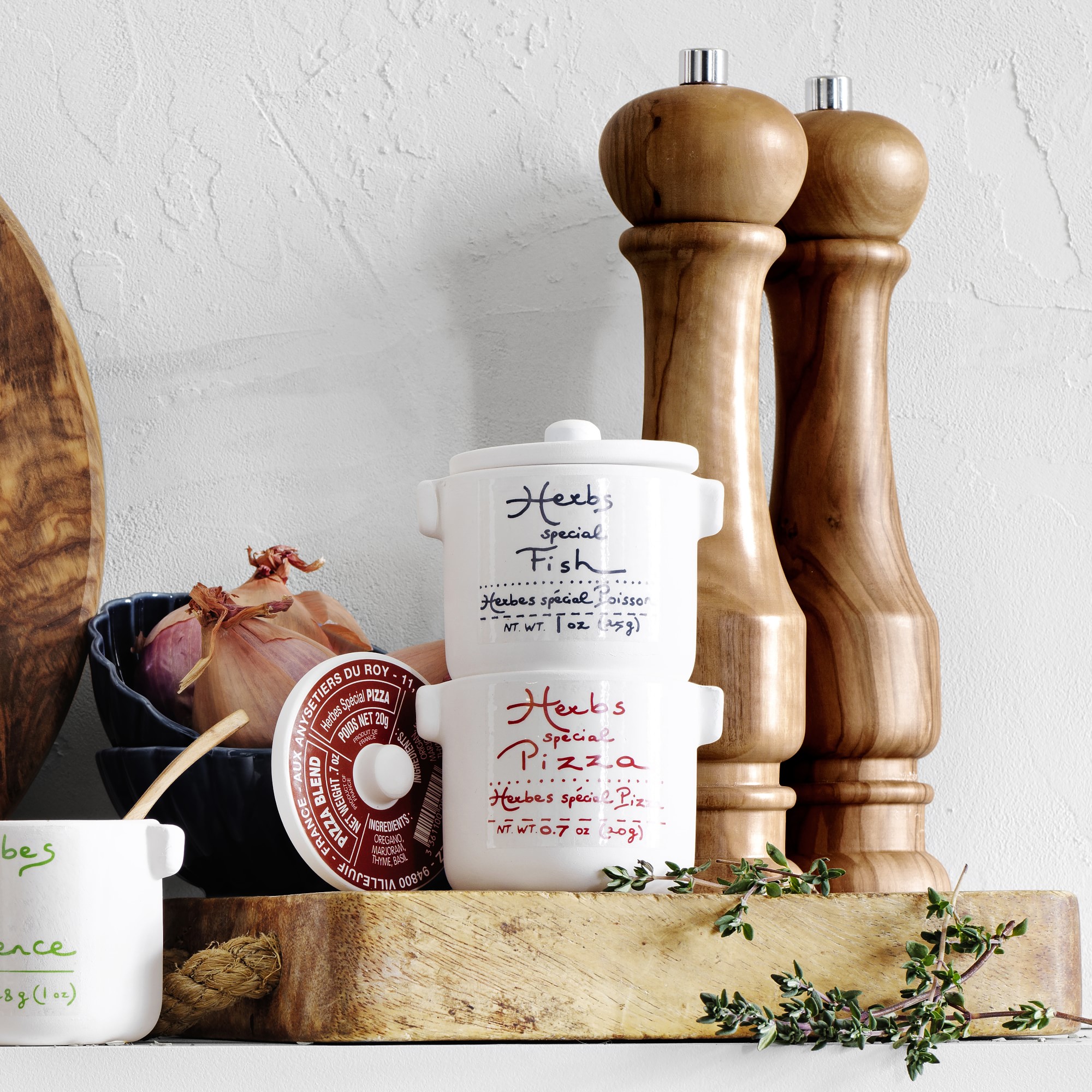 Williams Sonoma Walnut Traditional Salt & Pepper Mills