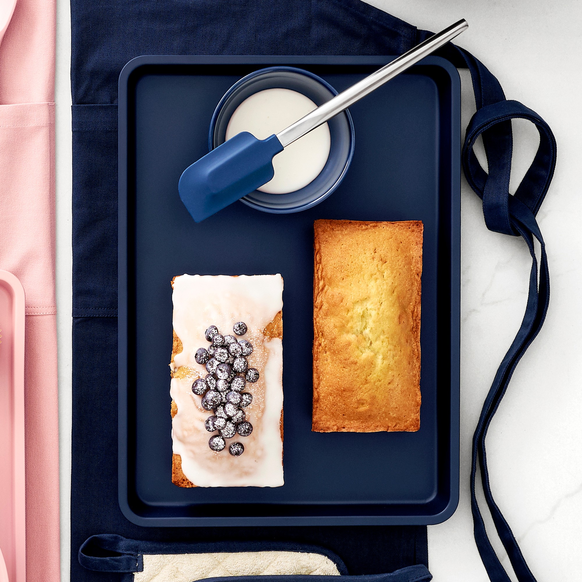 Williams Sonoma Classic Solid Apron