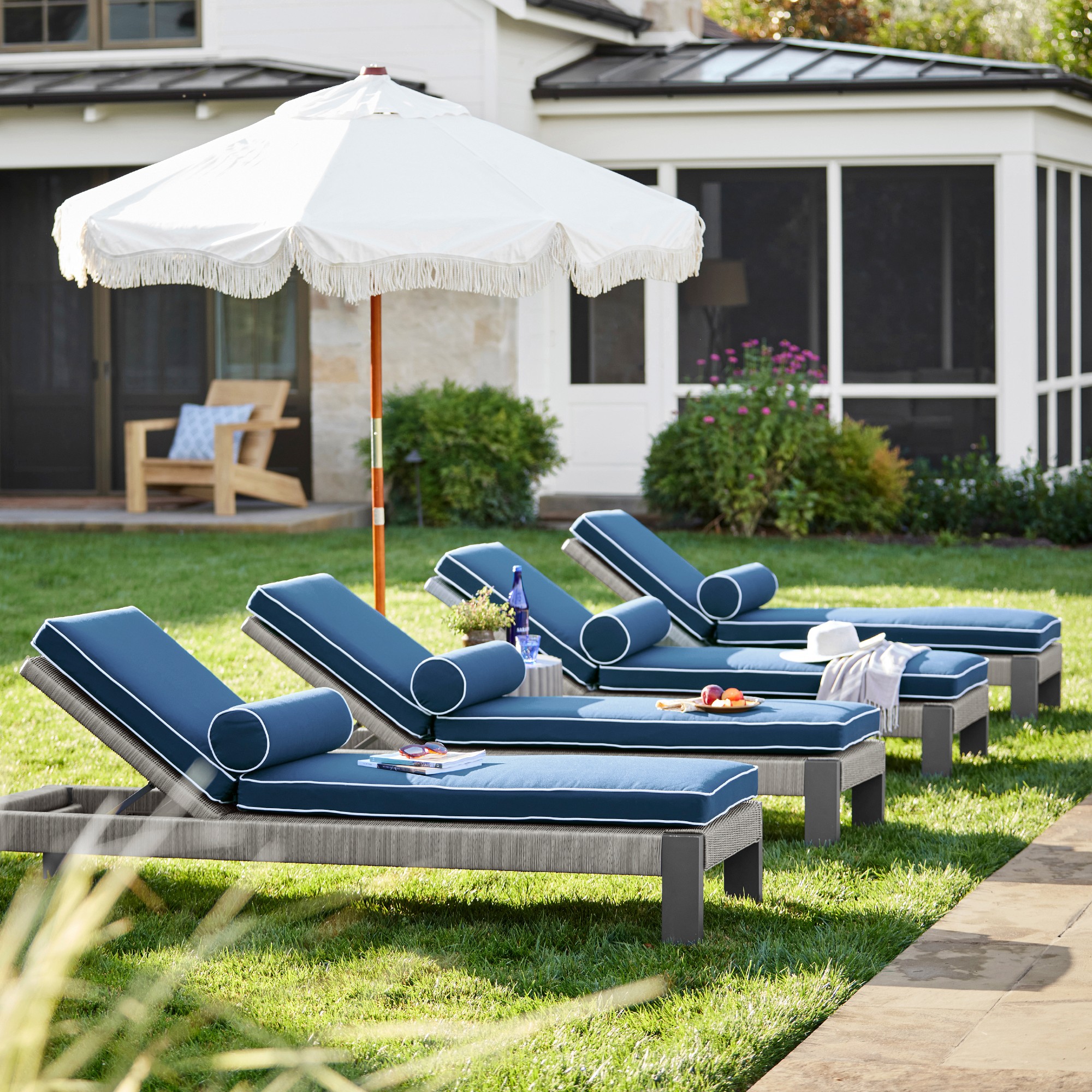 Larnaca Metal x All-Weather-Weave Outdoor Cushions