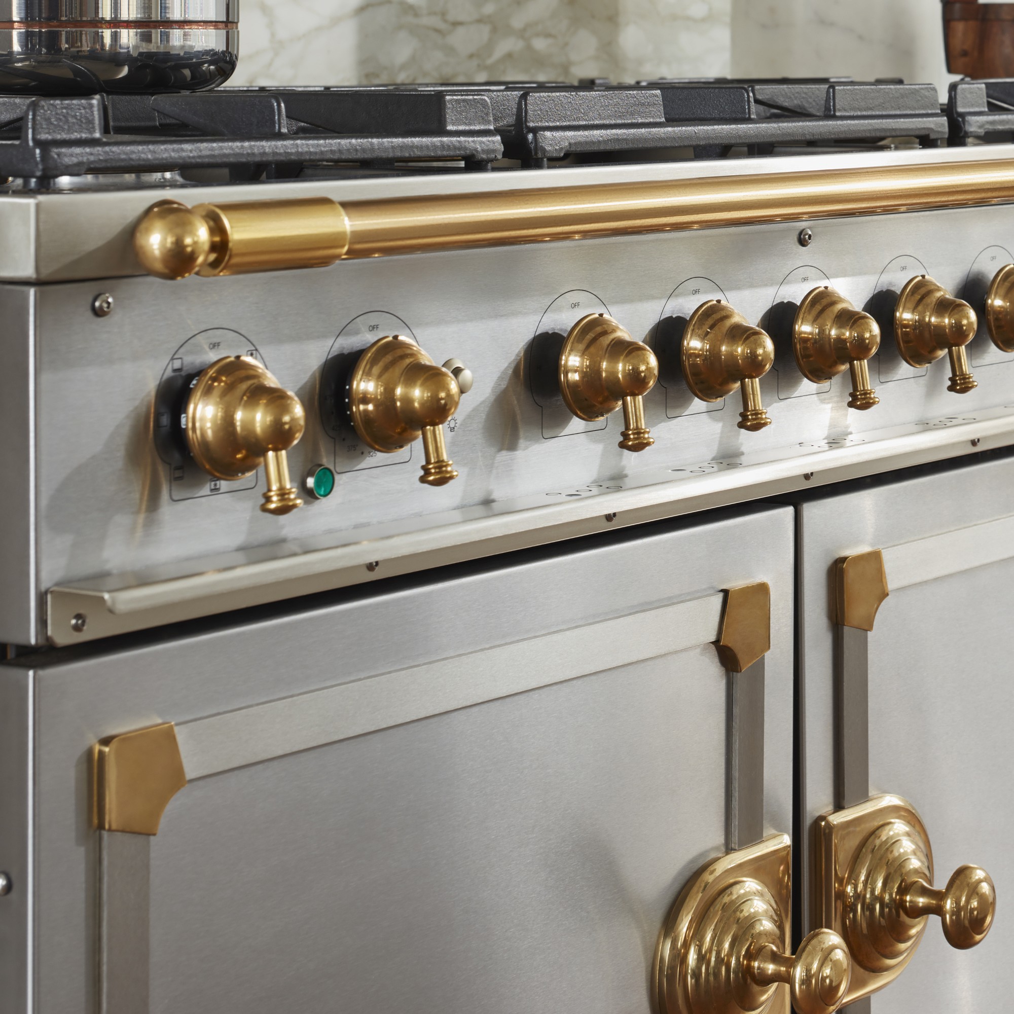 La Cornue CornuFé 110 Range & Hood