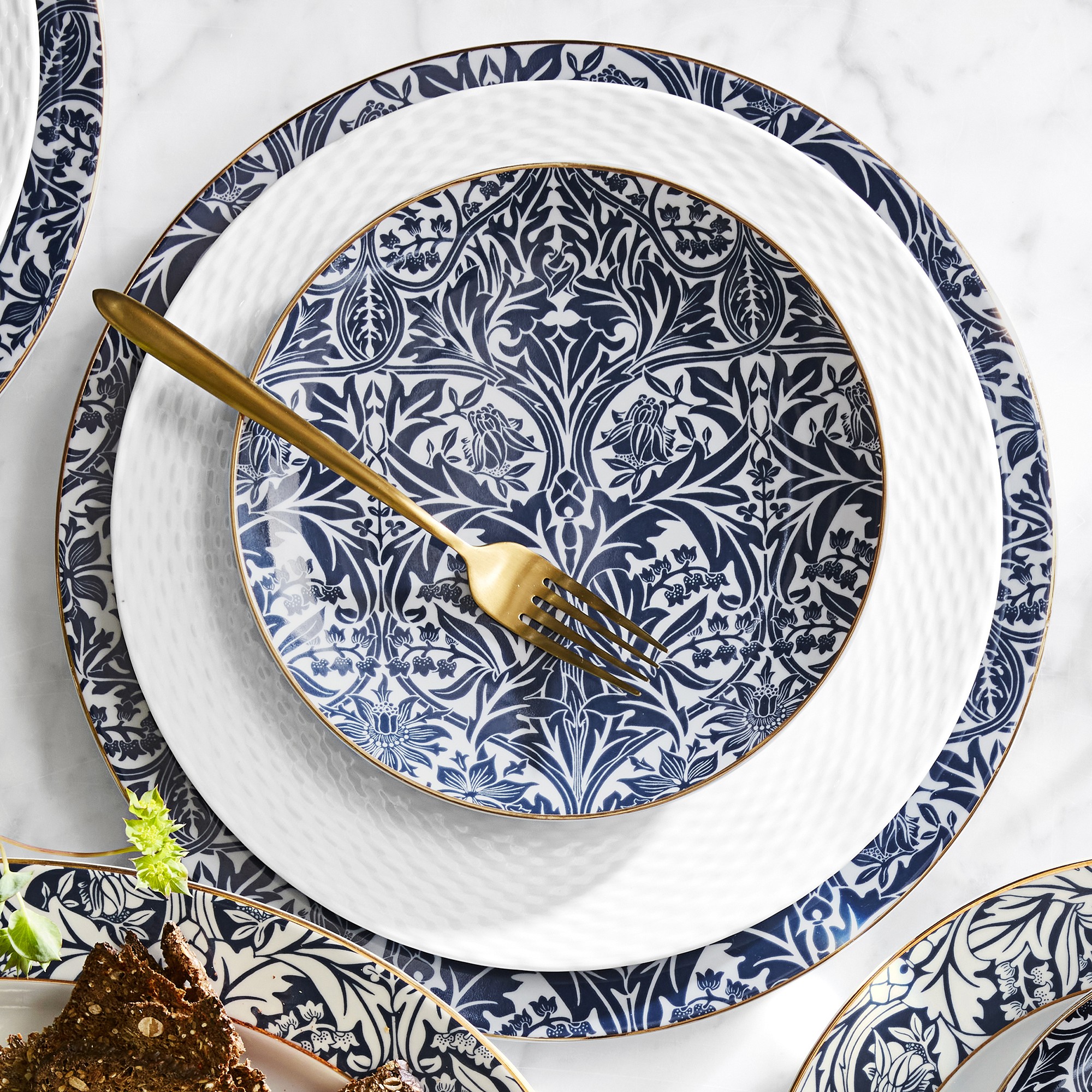 Morris & Co. x Williams Sonoma Bluebell Charger
