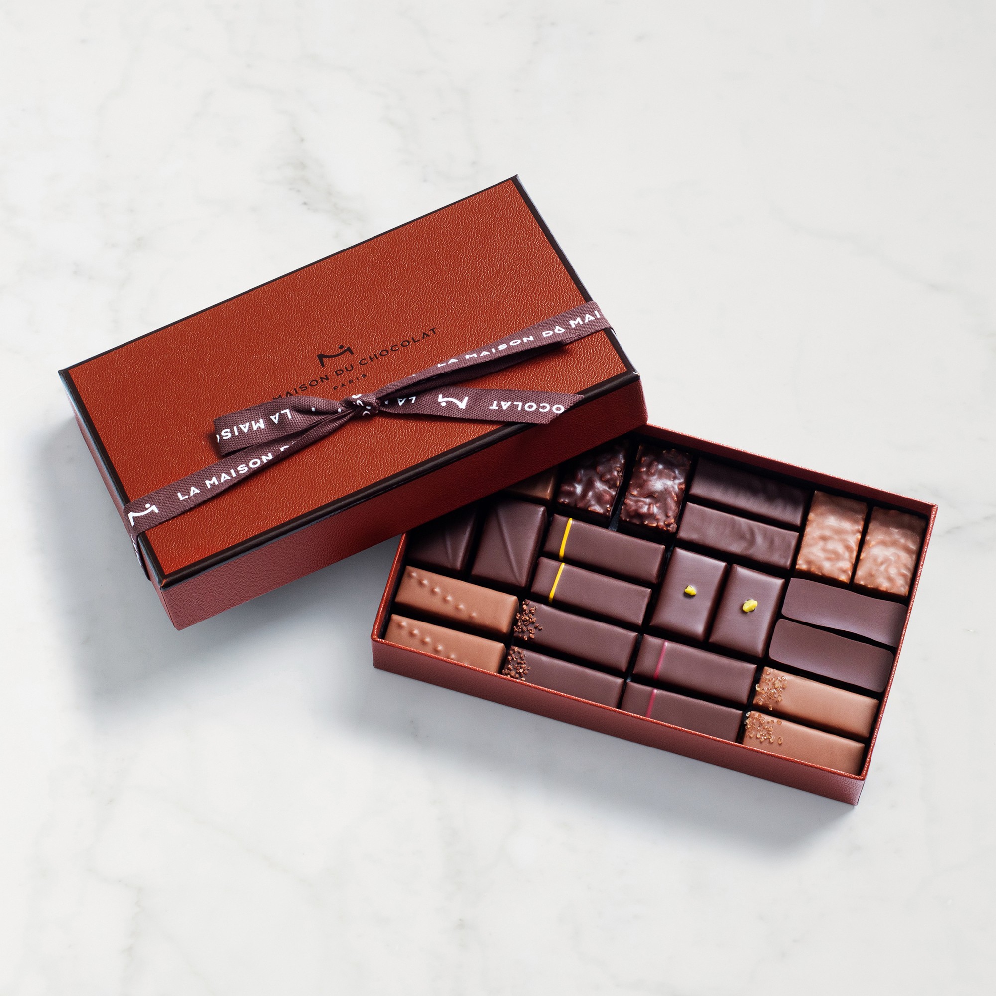 La Maison du Chocolat Coffret Maison Dark & Milk Chocolate