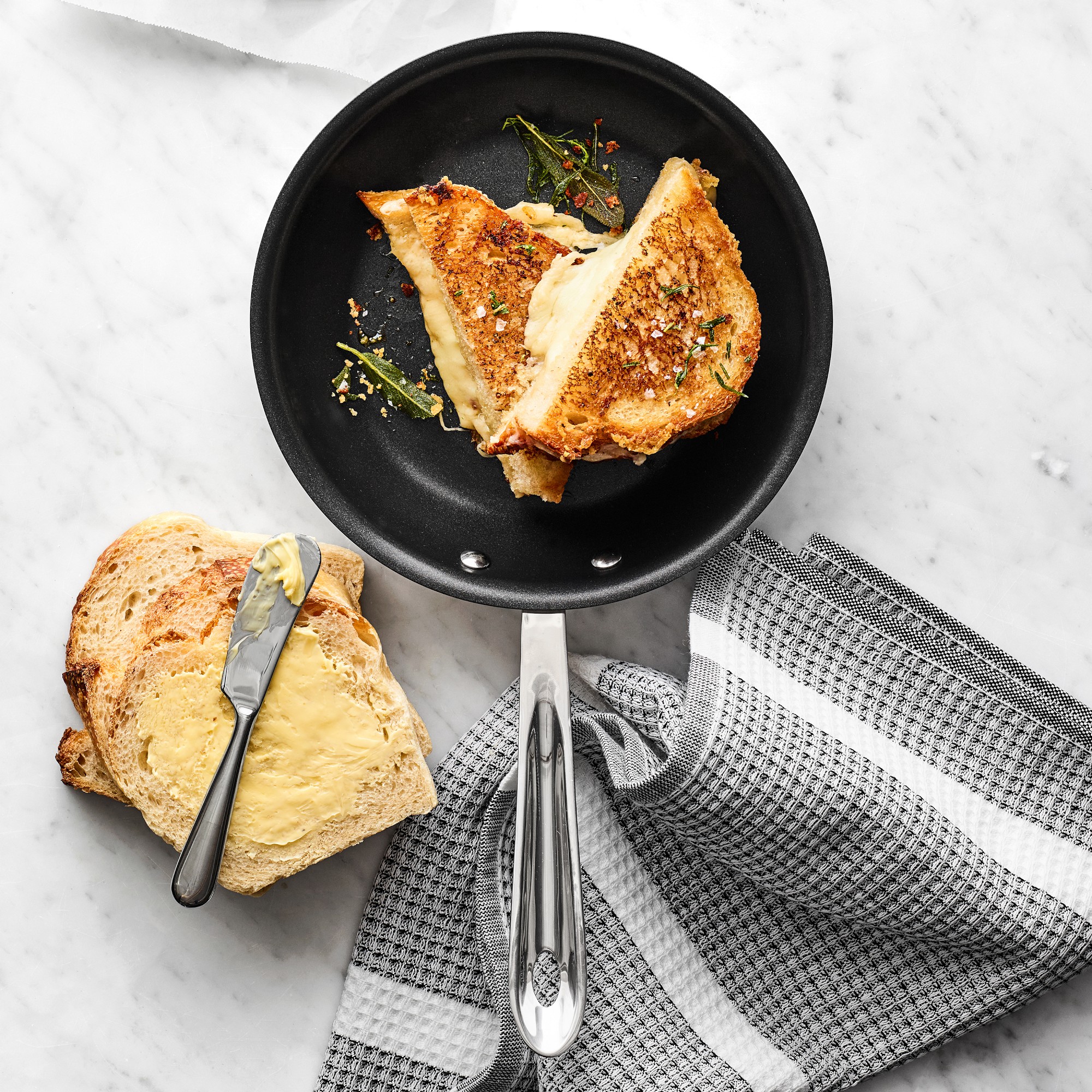 All-Clad D5® Stainless-Steel Nonstick Fry Pan