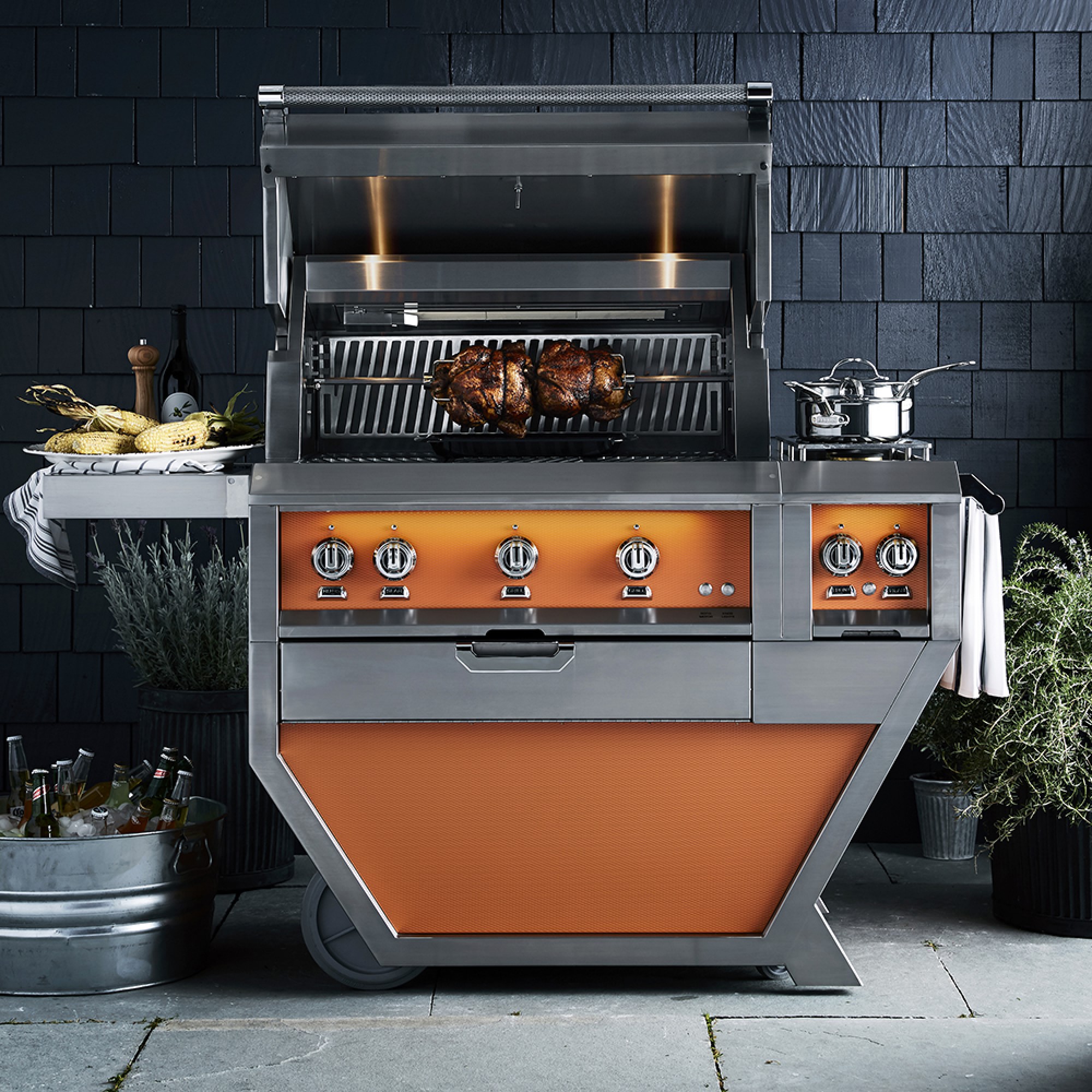 Hestan 36 Deluxe Grill With Double Side Burners