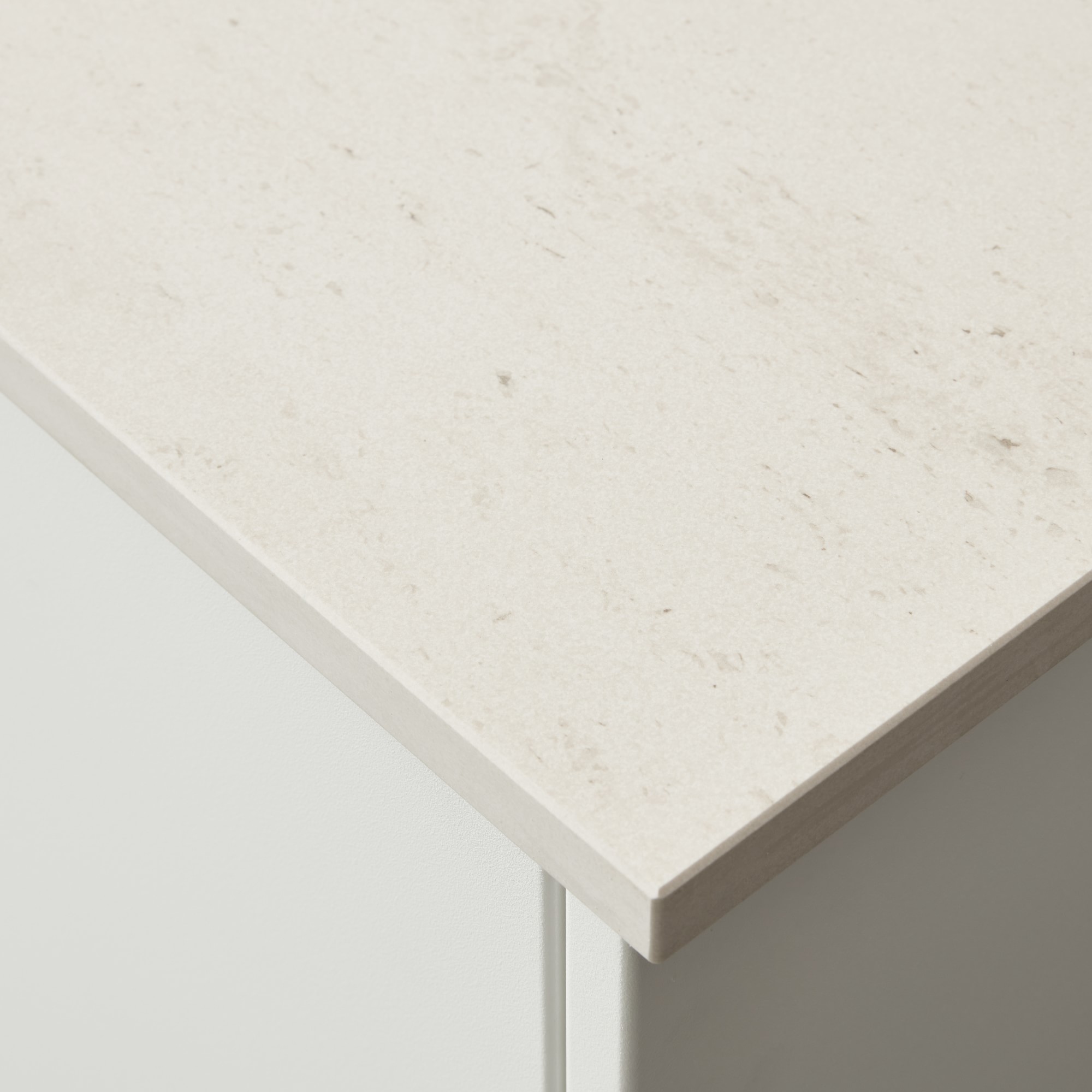 Urban Bonfire Outdoor Kitchen x Hestan 36” Grill