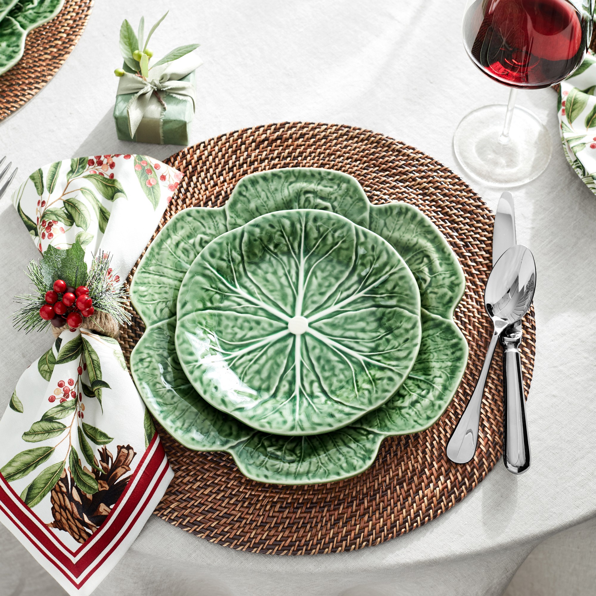Bordallo Pinheiro Cabbage Salad Plates