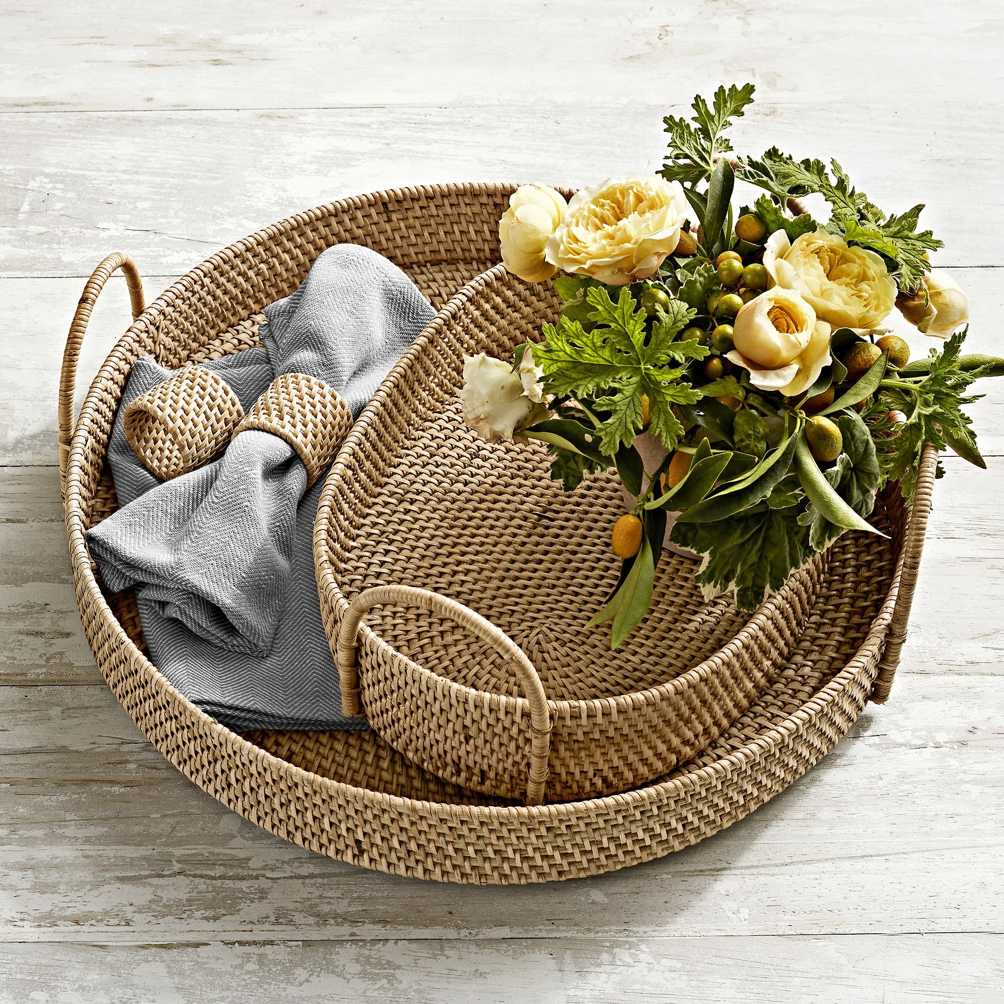 Light Woven Oval Tray