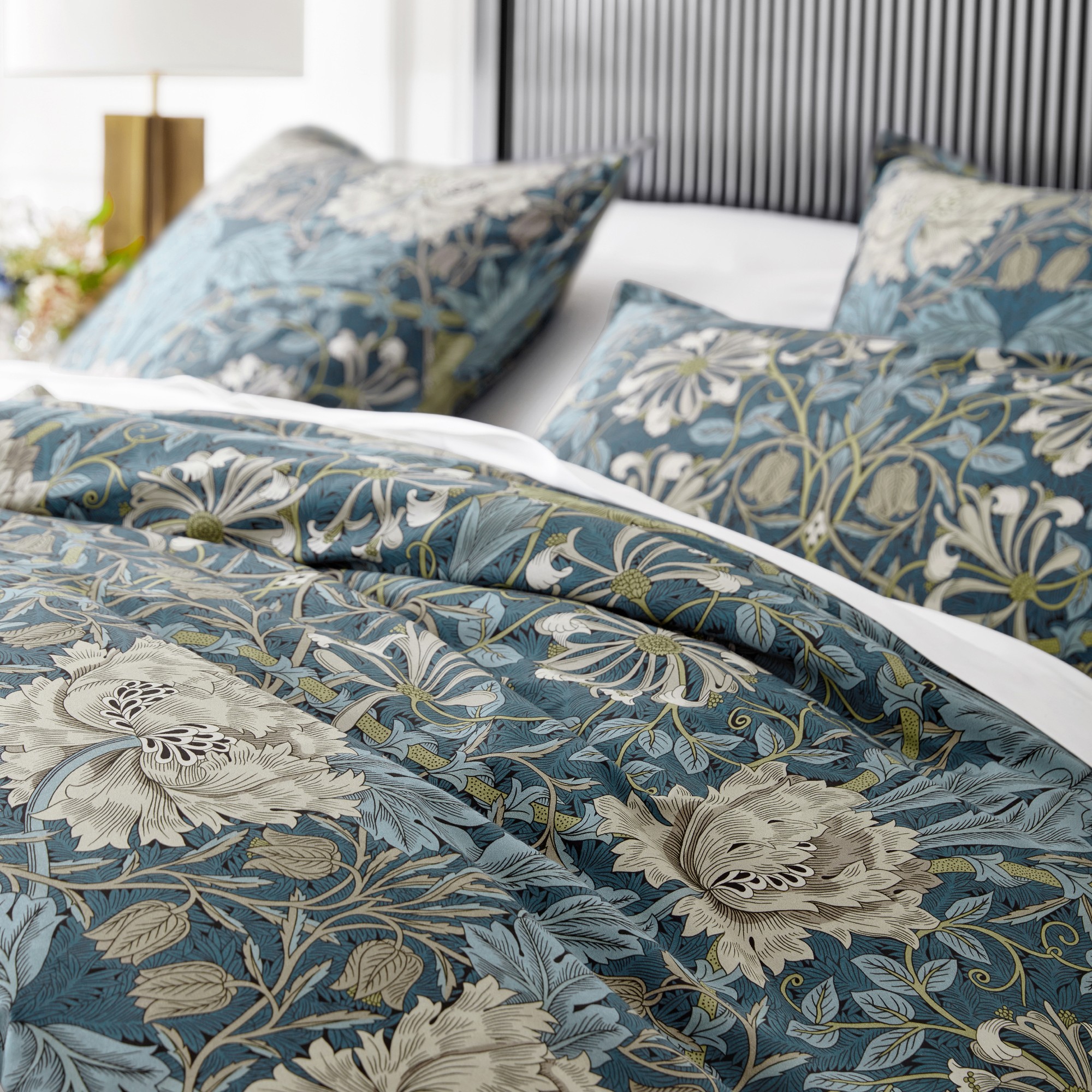Morris & Co. x Williams Sonoma Home Honeysuckle Tulip Duvet Cover & Shams
