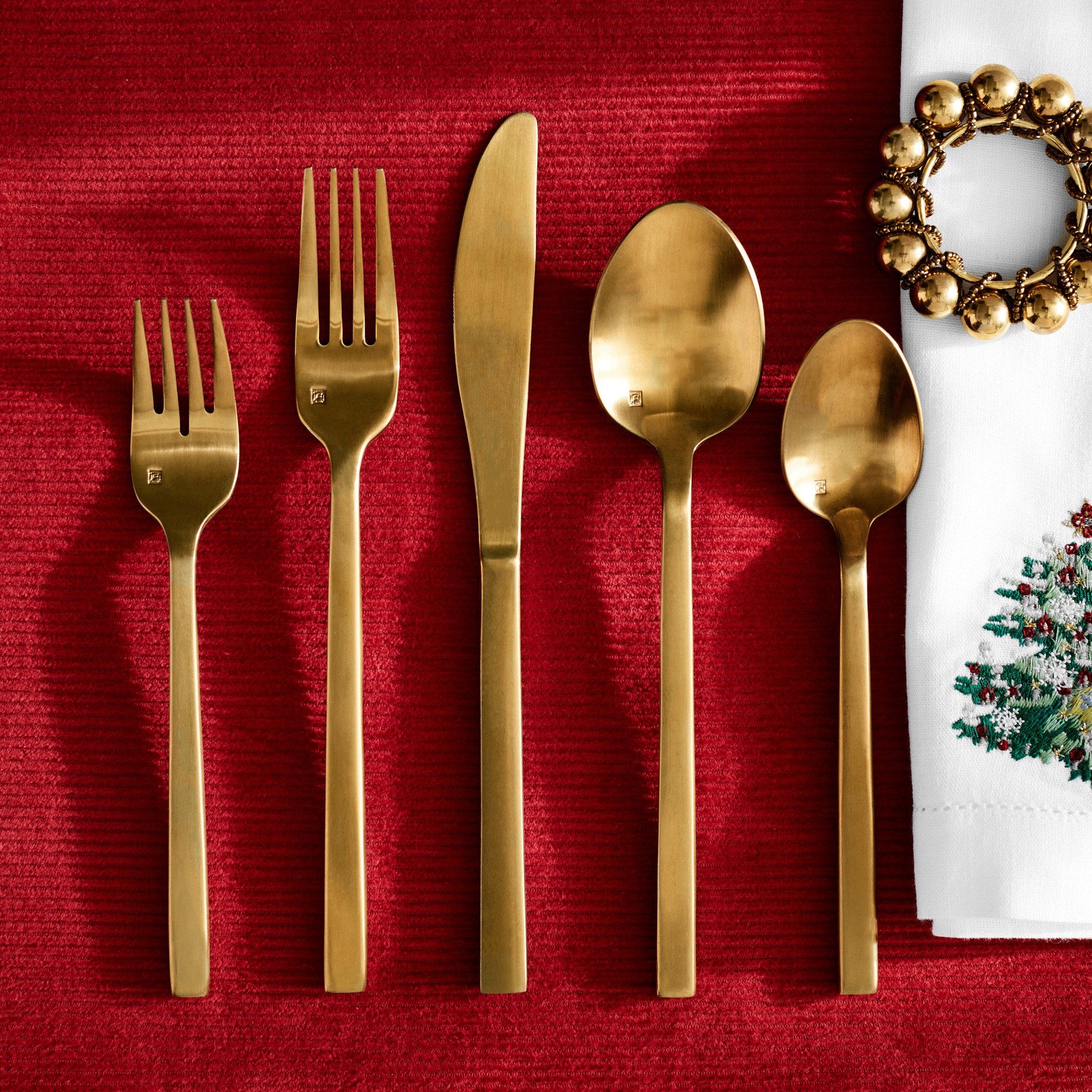 Gold Crown Napkin Rings, Set of 4