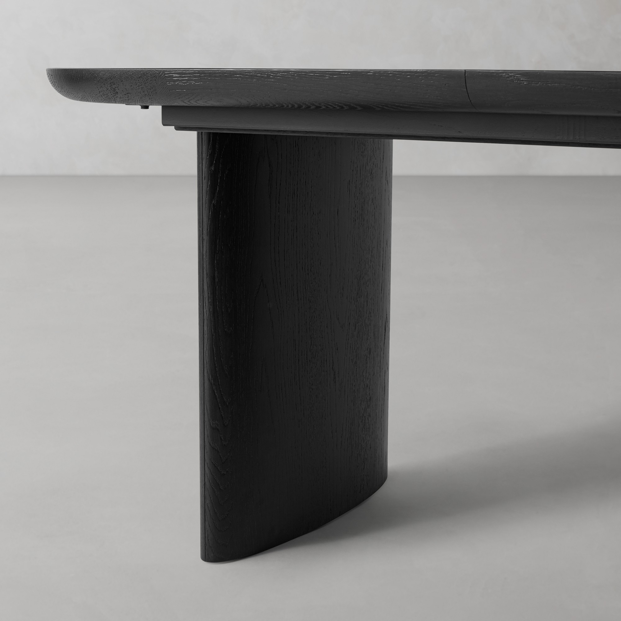 Radius Extendable Oval Dining Table (72-114)