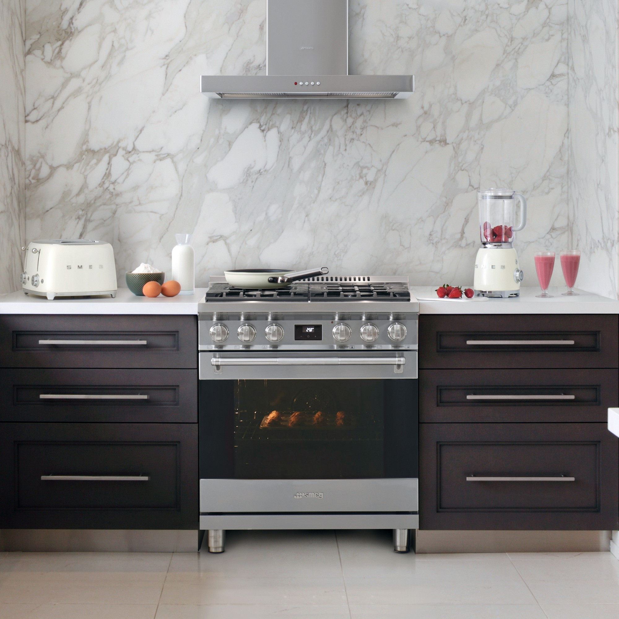 SMEG Professional Series Gas Range