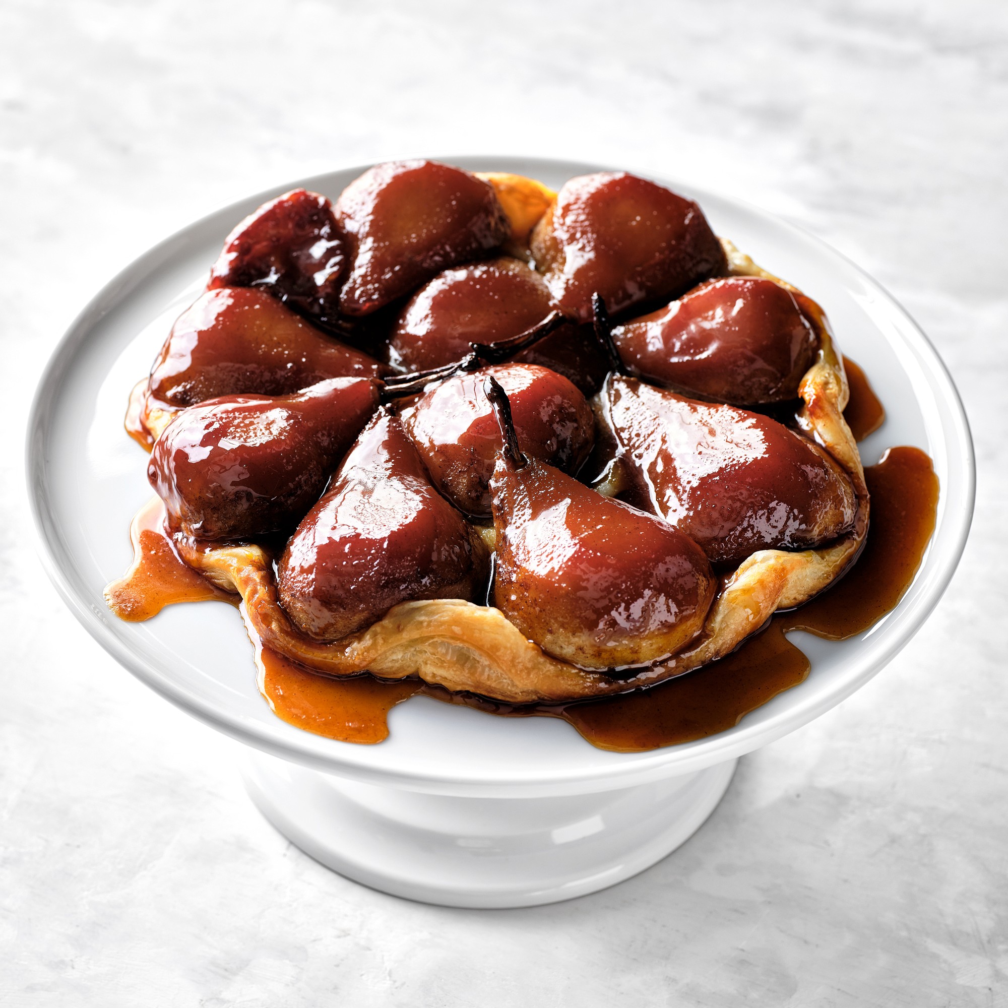 Pillivuyt Porcelain Cake Stands