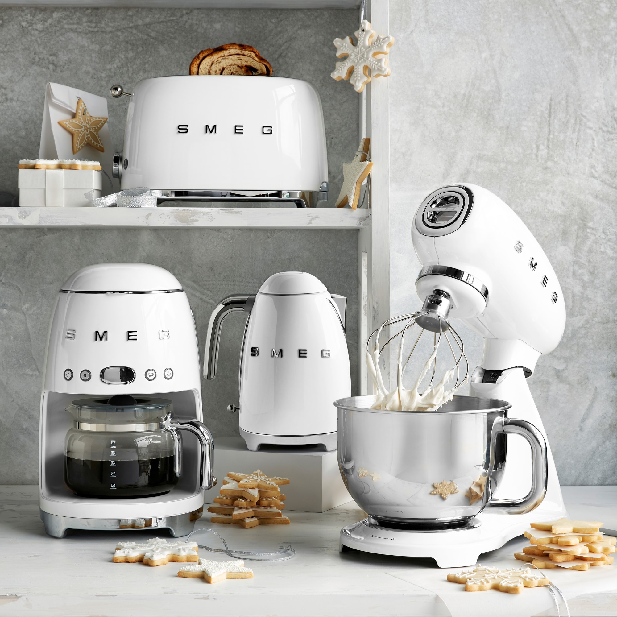 SMEG 5-Qt. Stand Mixer SMF03