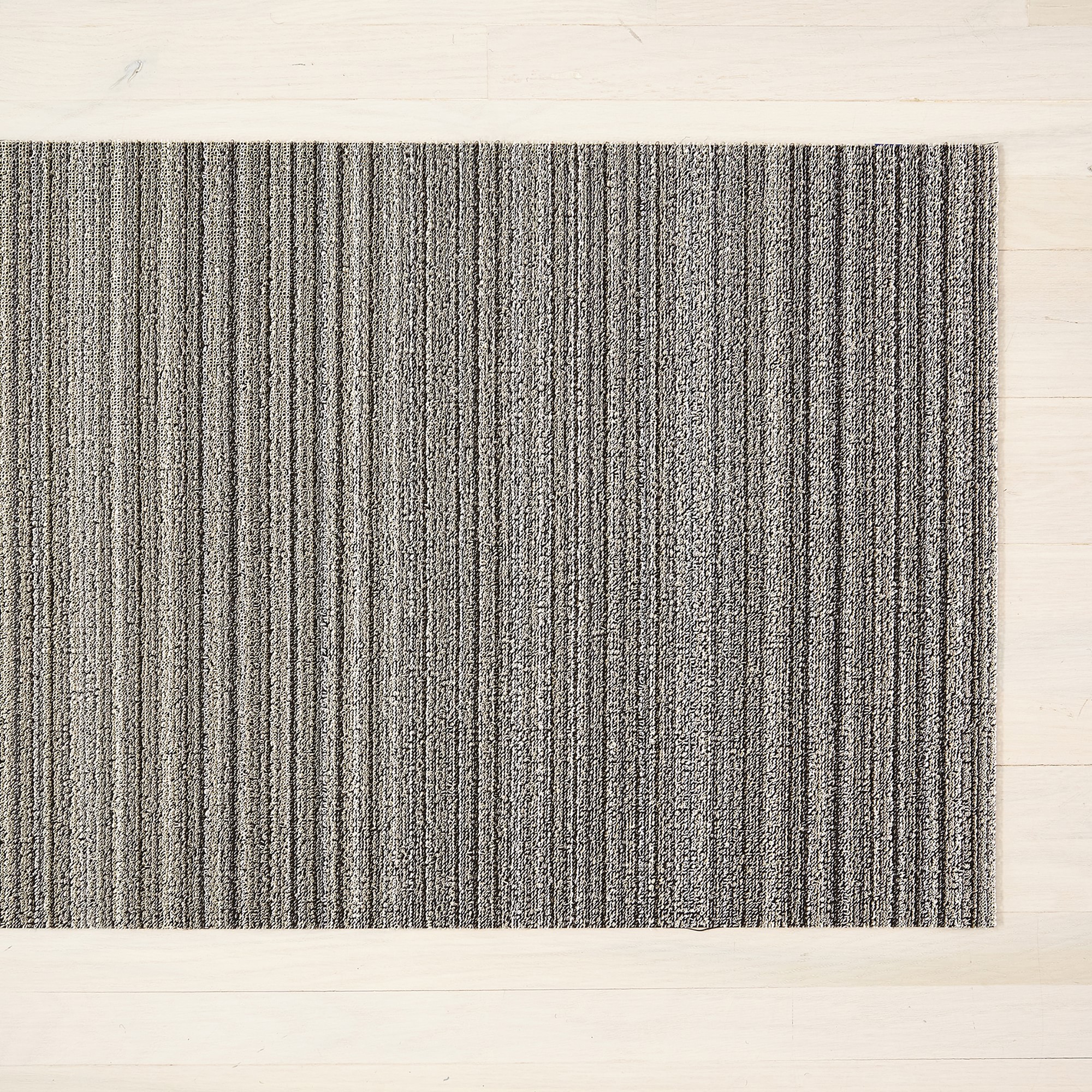 Chilewich Easy Care Skinny Stripe Shag Floormat