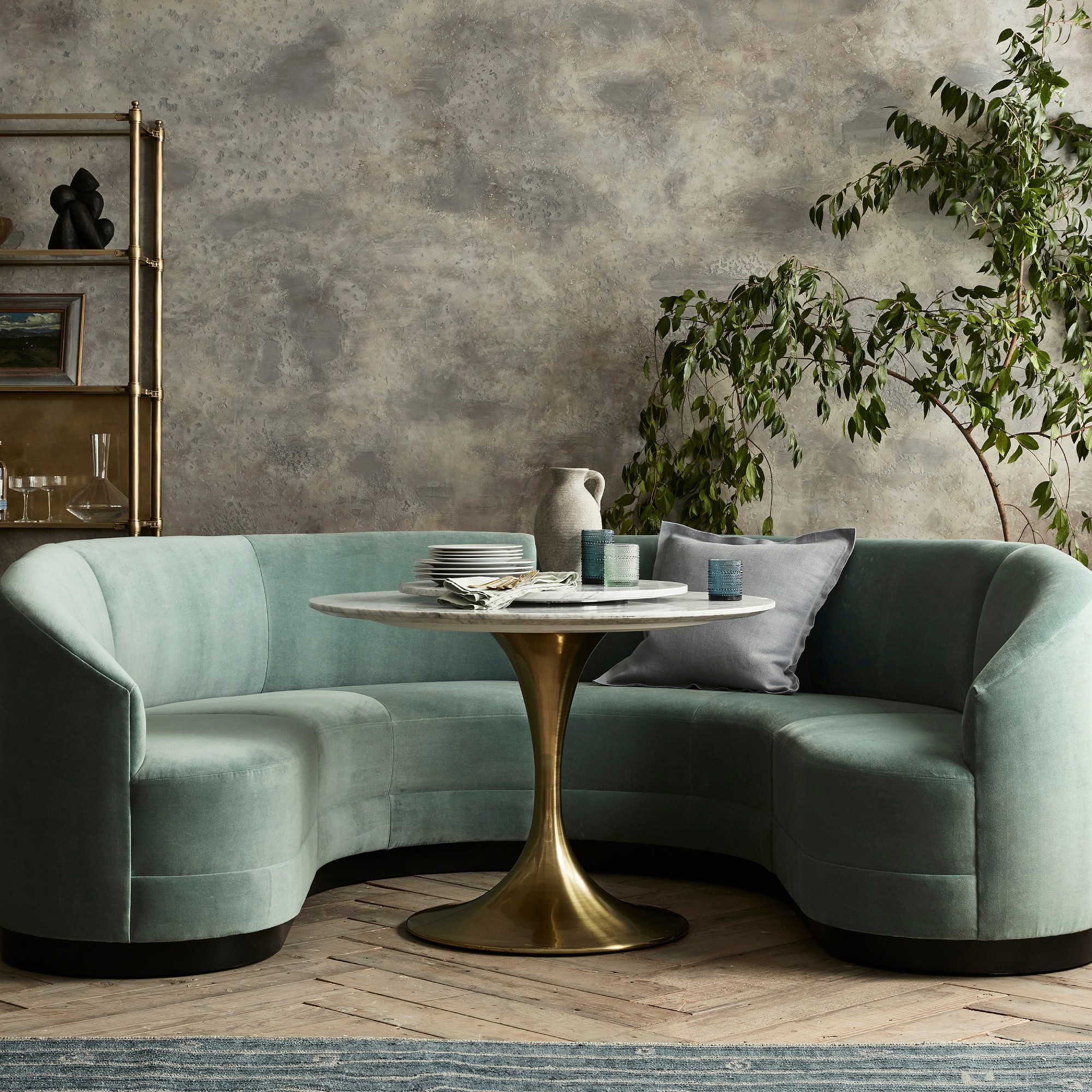 Tulip Round Pedestal Dining Table (42-56)