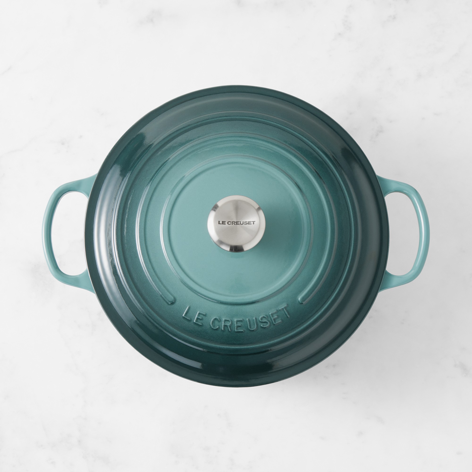 Le Creuset Signature Enameled Cast Iron Round Wide Dutch Oven, 6 3/4-Qt.