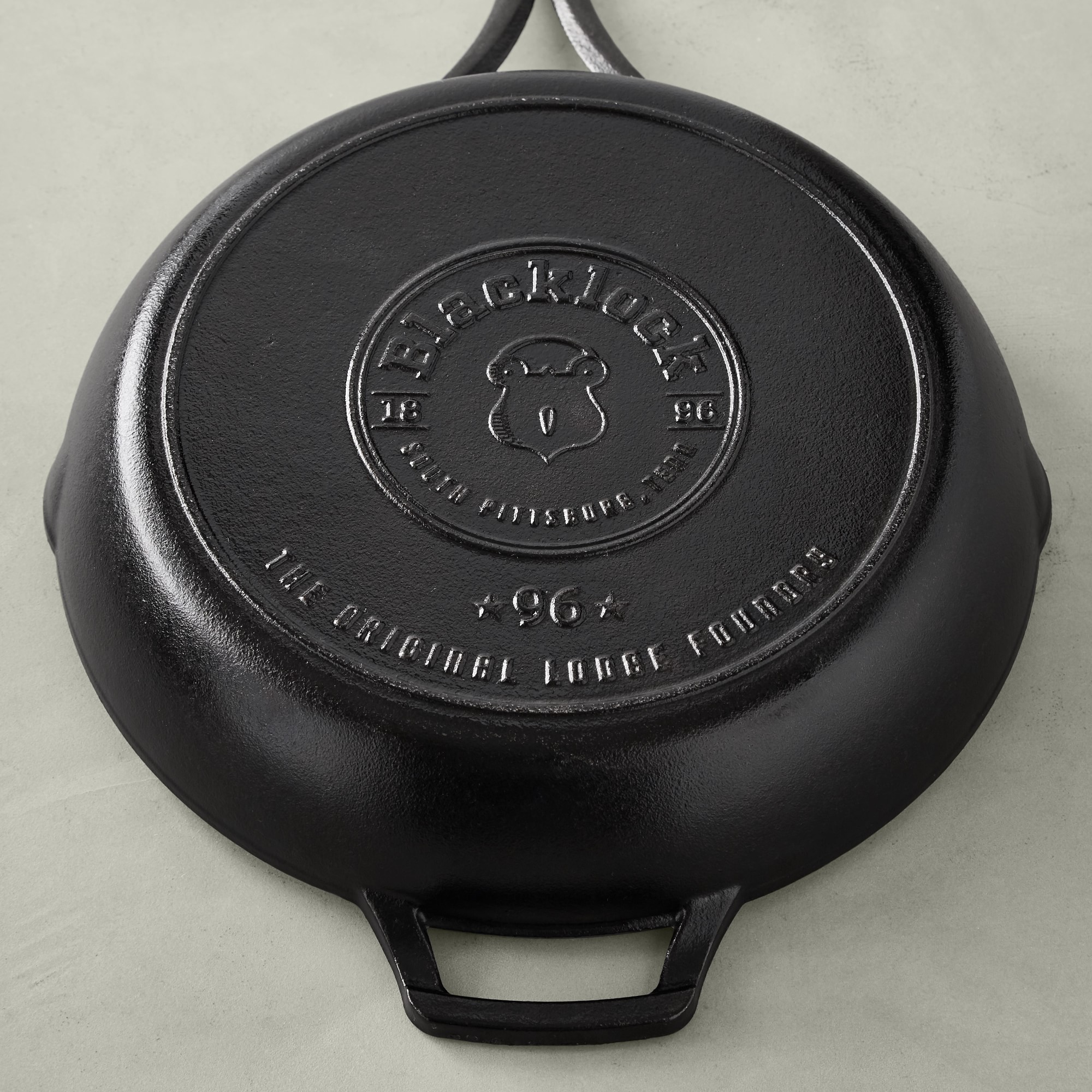 Lodge Blacklock Triple Seasoned Cast Iron 3-Piece Dutch Oven and Skillet Set