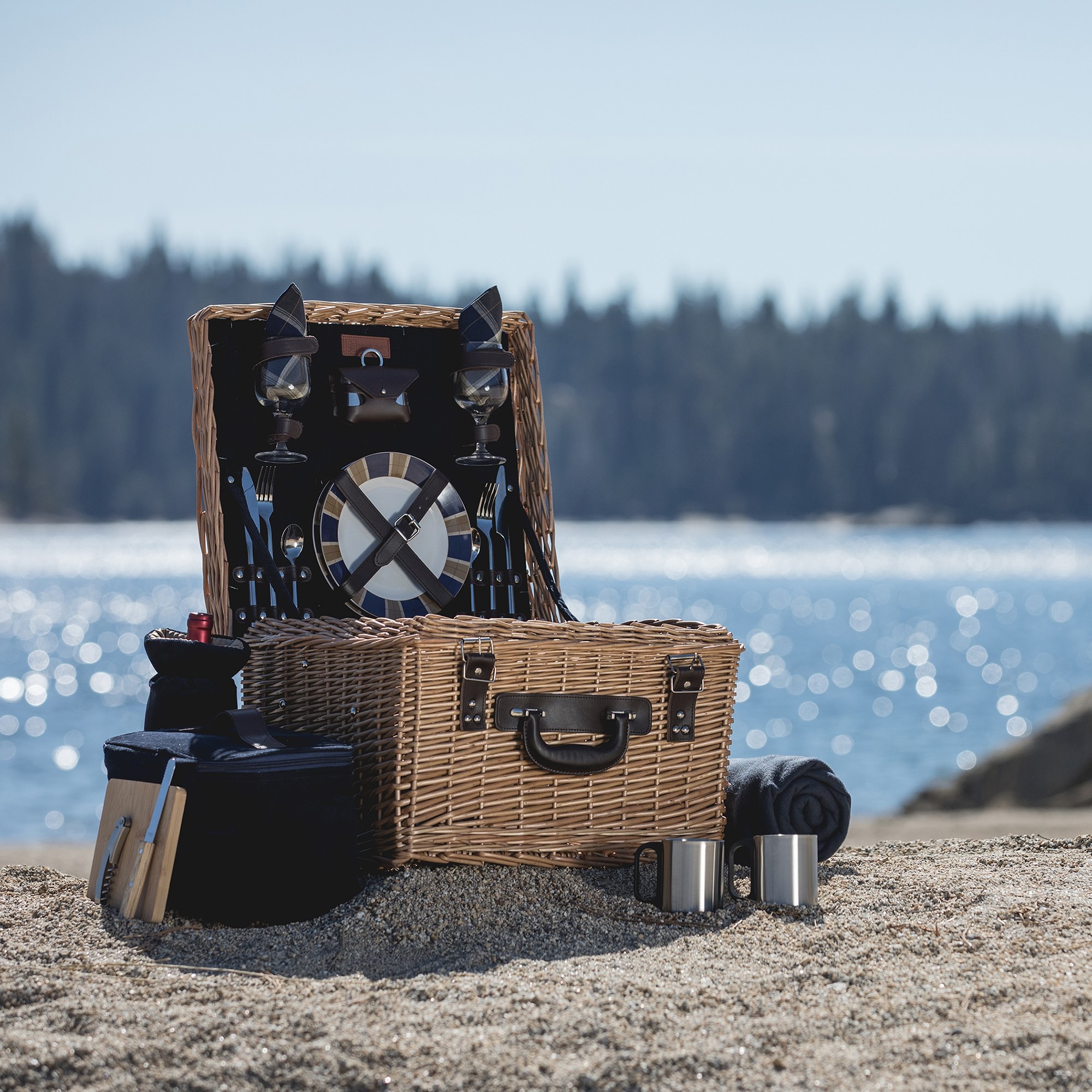 Canterbury Picnic Basket