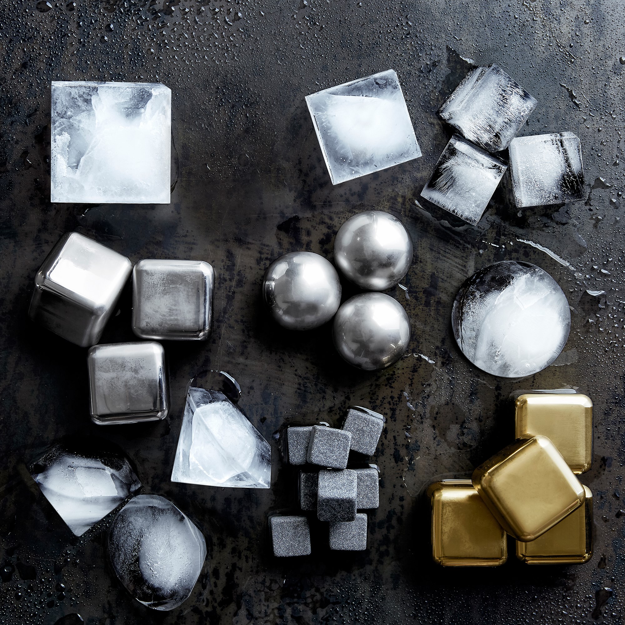 Williams Sonoma Whiskey Sphere, Set of 2