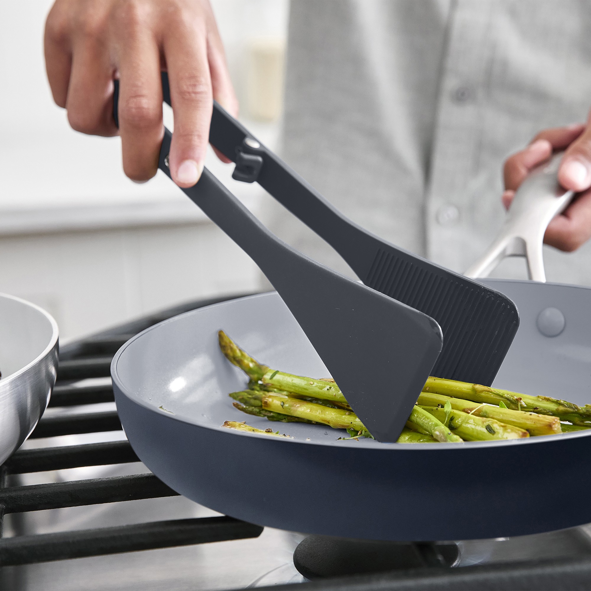 GreenPan™ Premiere Silicone Wide Tongs