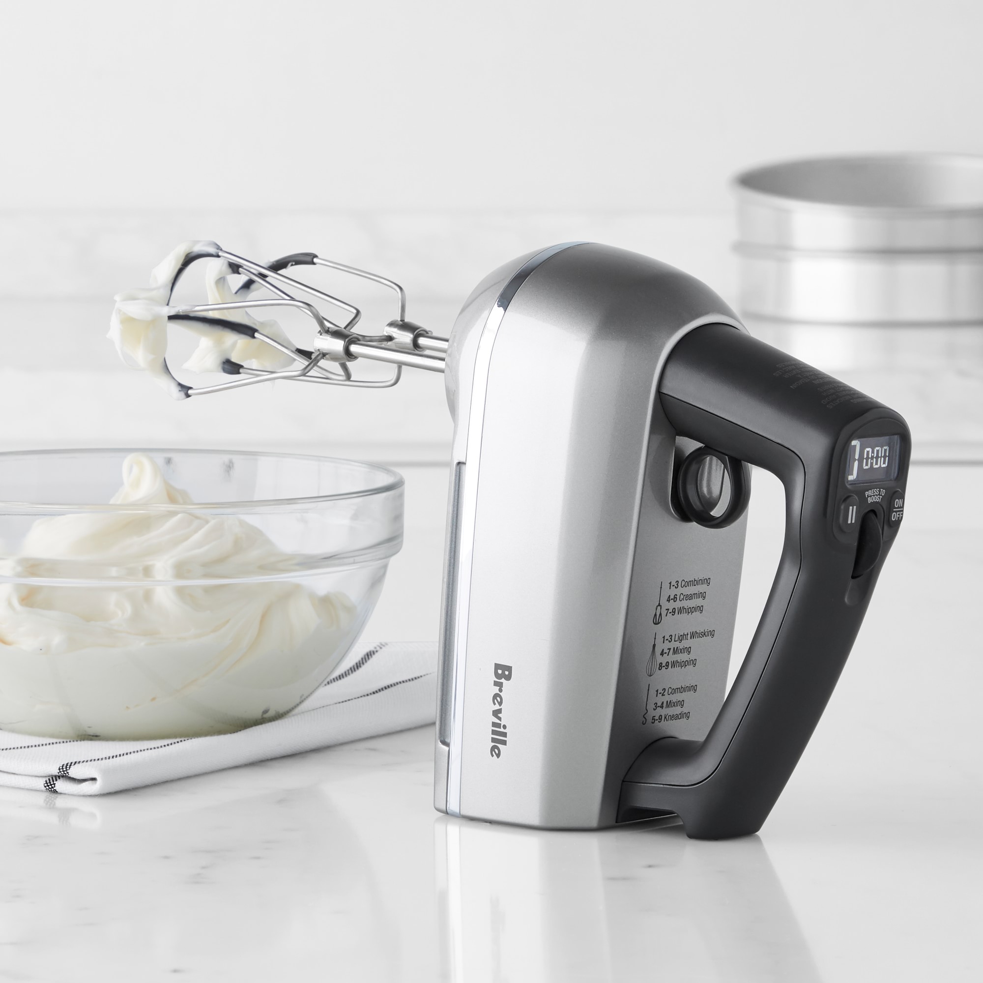Breville Handy Mix Scraper™ 9-Speed Hand Mixer