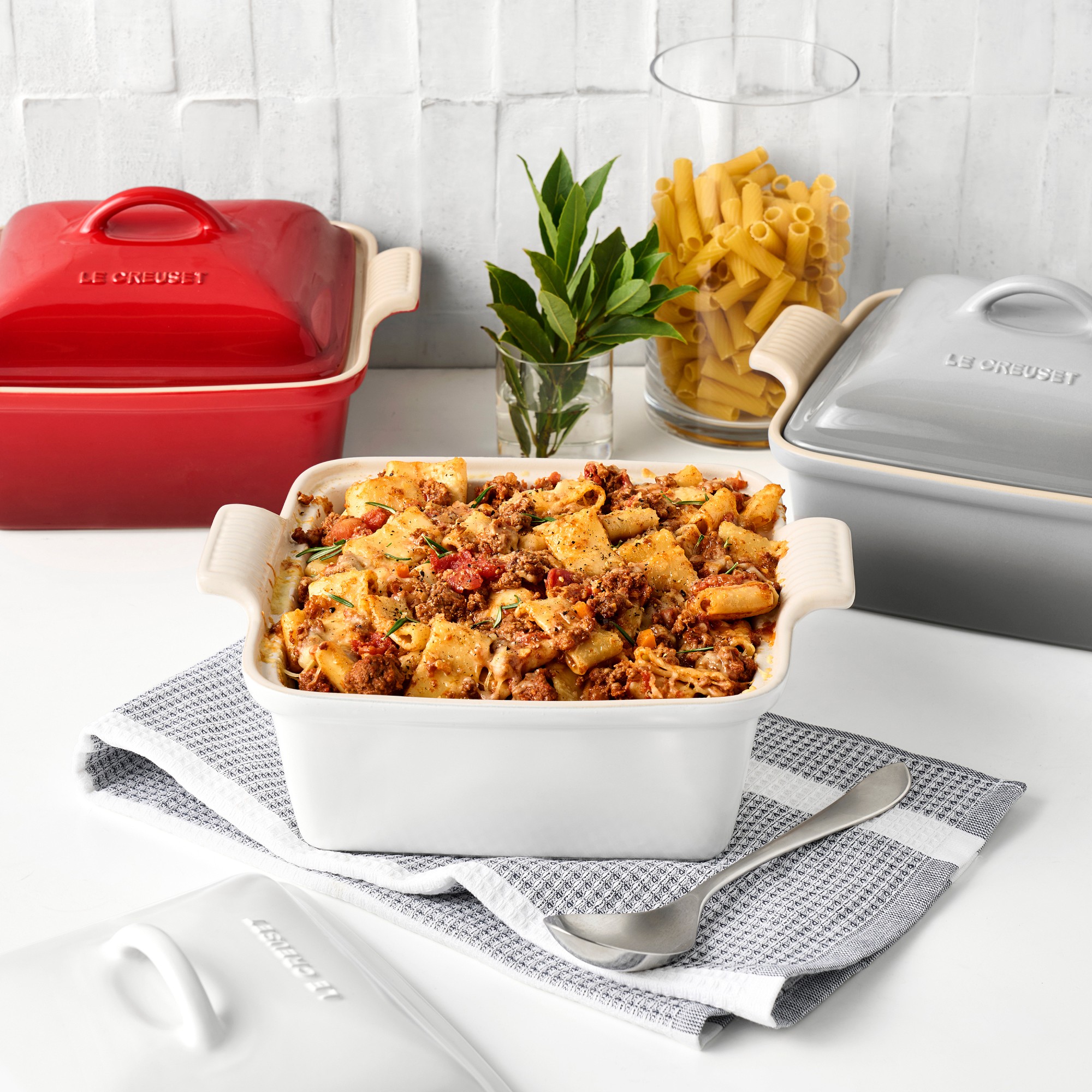 Le Creuset Stoneware Heritage Covered Square Baker, 4-Qt.