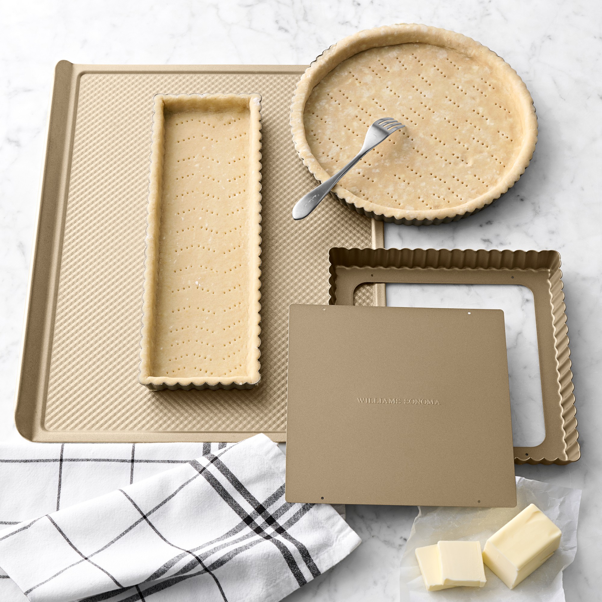 Williams Sonoma Goldtouch® Pro Rectangular Tart Pan