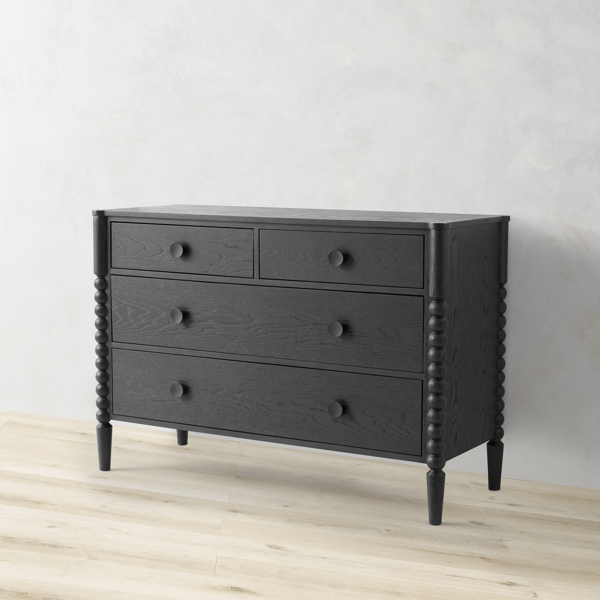 Spindle 4-Drawer Dresser (50)