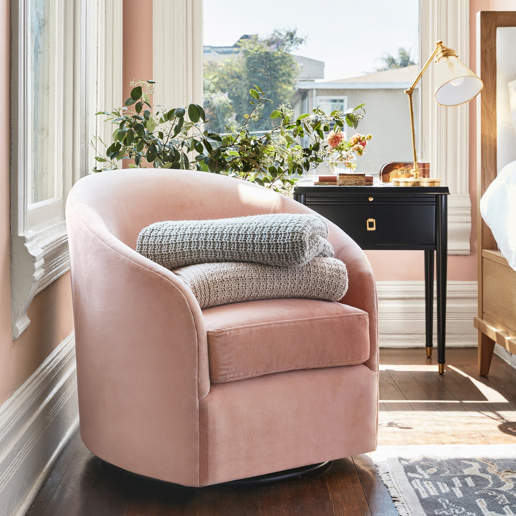 Parkington Articulating Desk Lamp