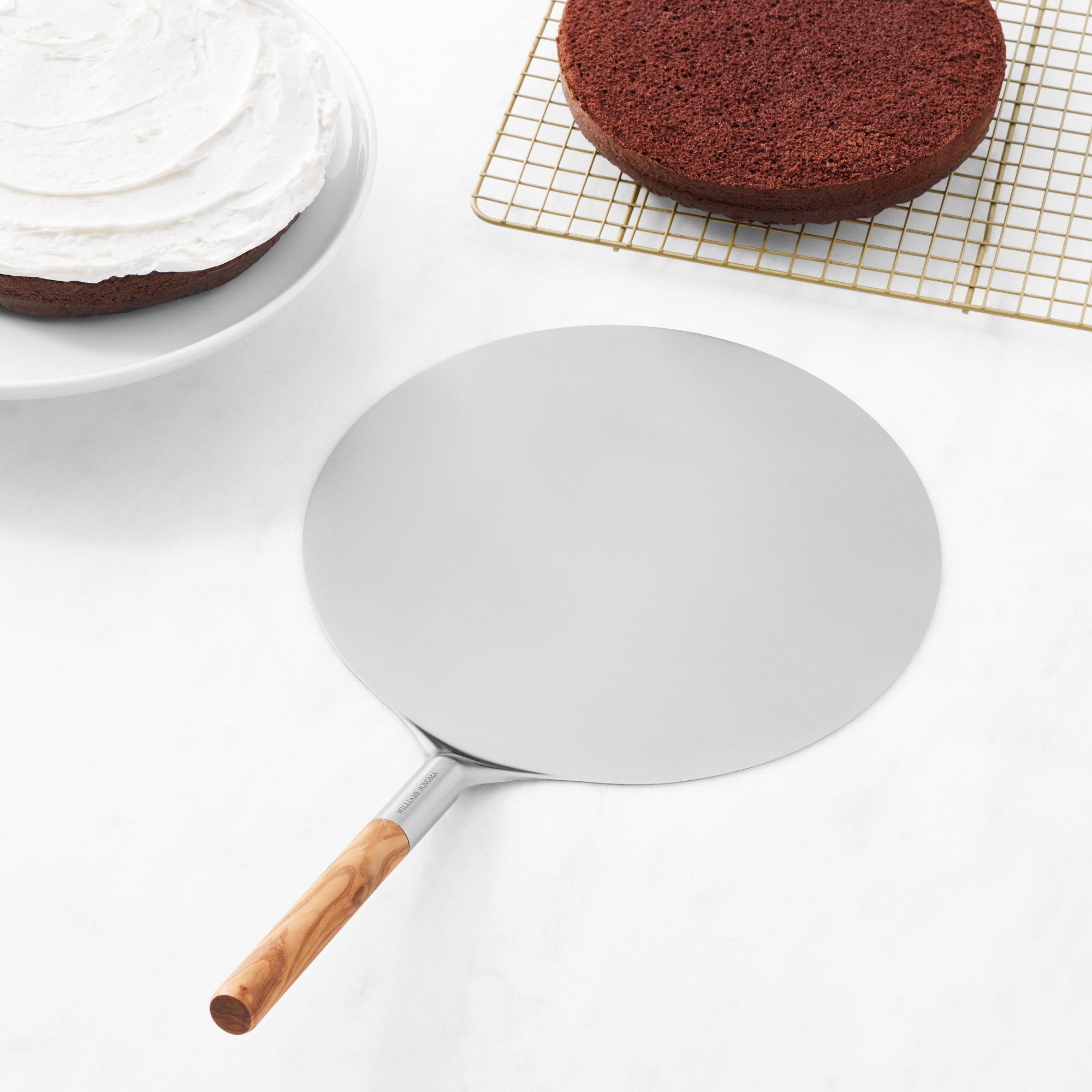 Williams Sonoma Olivewood Cake Lifter