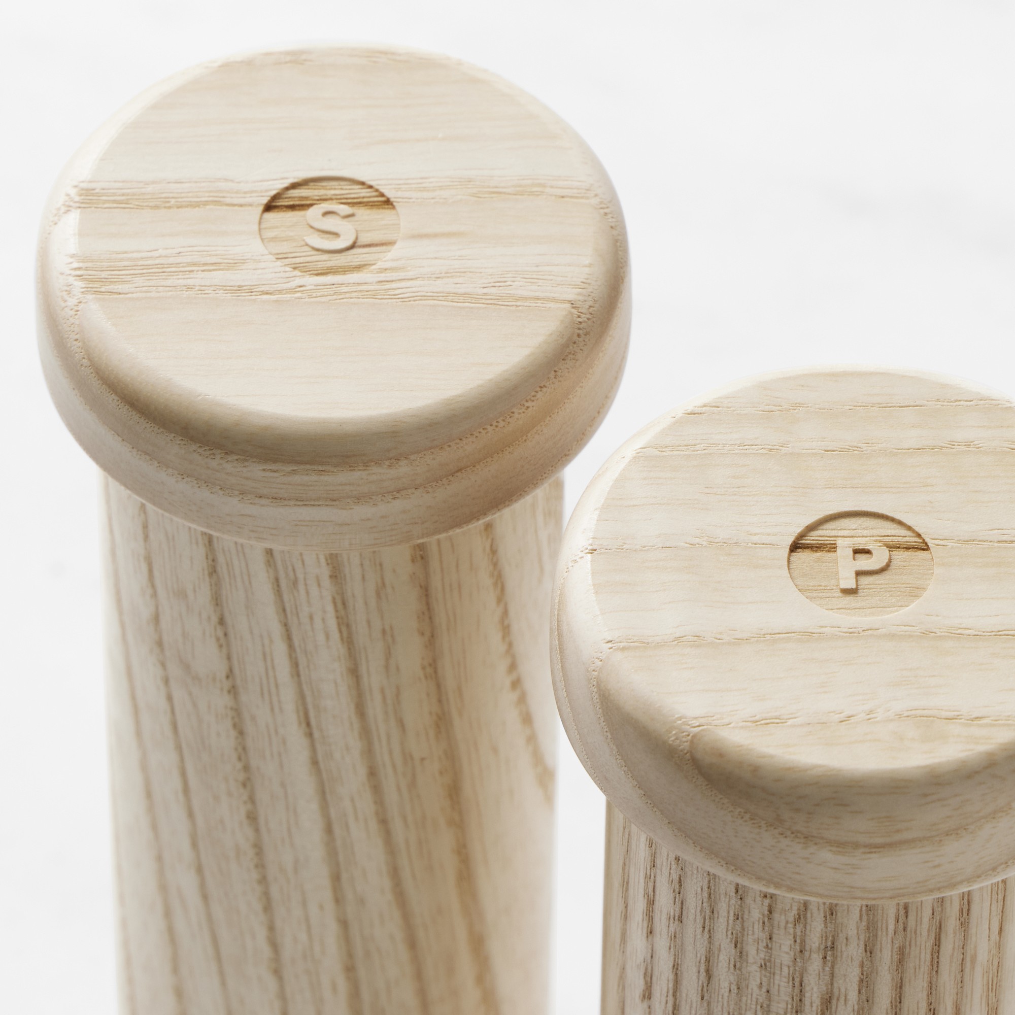 Williams Sonoma Ashwood Salt & Pepper Mills Set