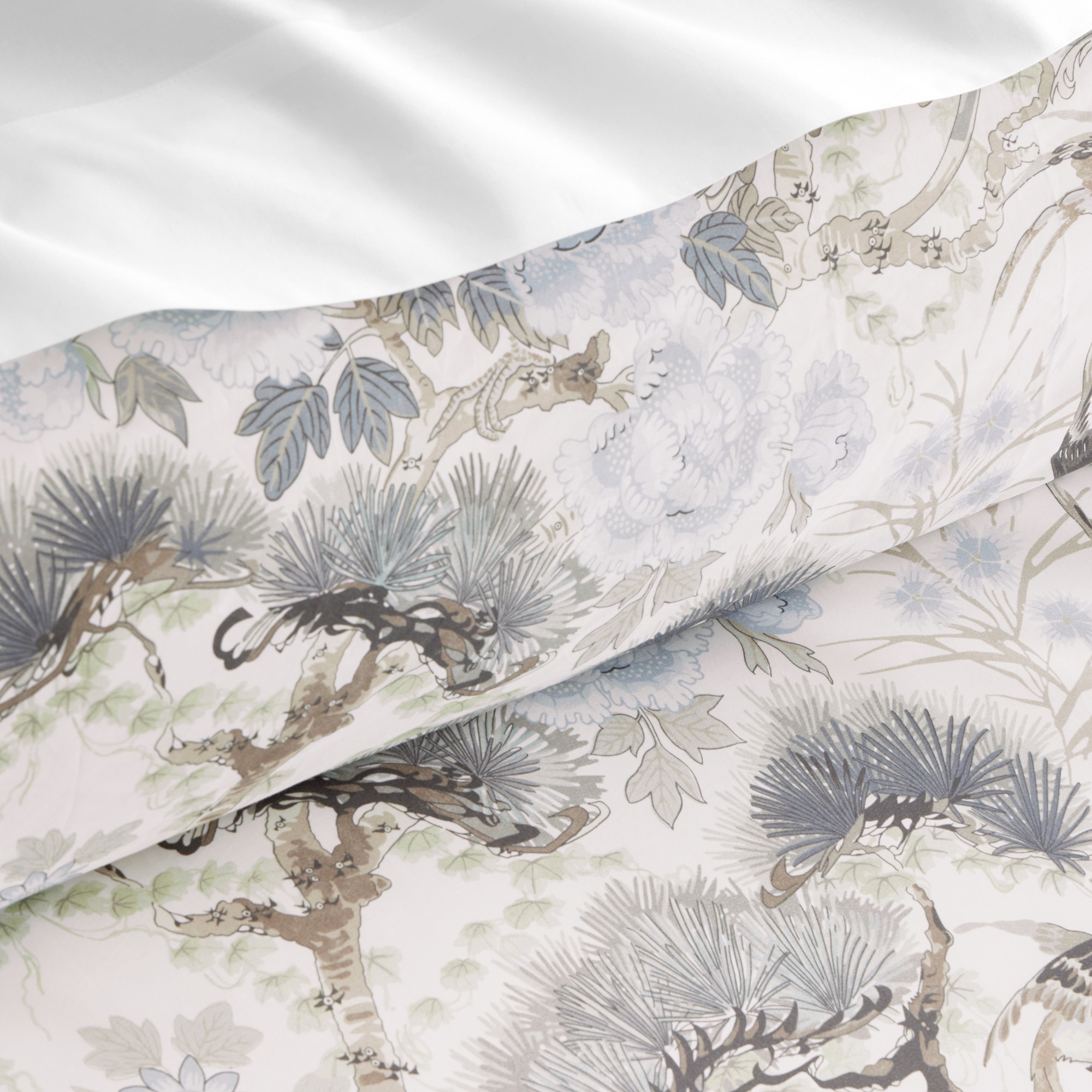 Scalamandré Shenyang Duvet & Shams